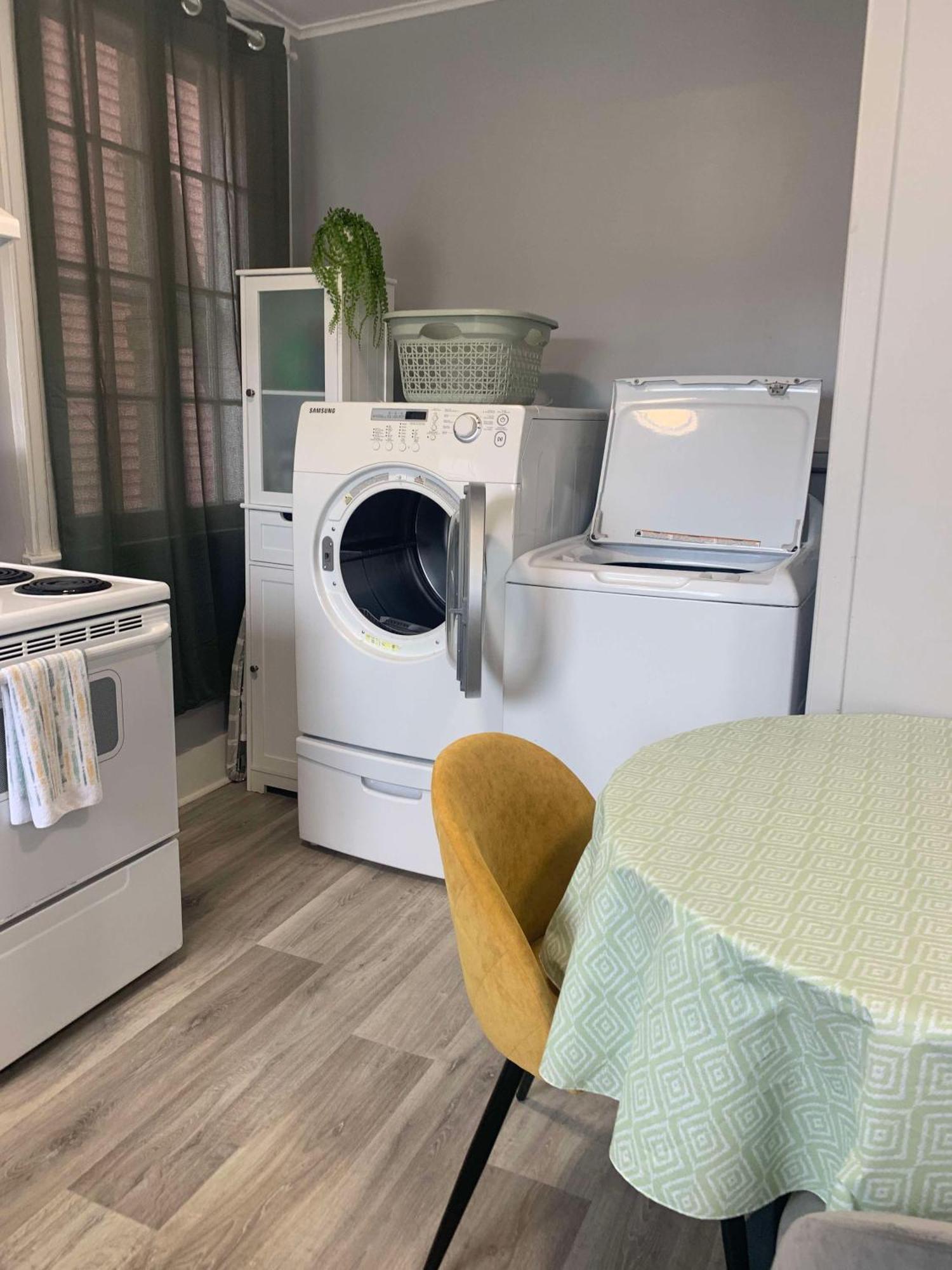 Cozy 1Br By Hospital & Uptown Apartment Сейнт Джон Екстериор снимка